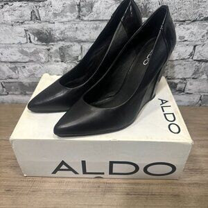 EUC  ALDO Black Wedge Heels in Box "Melquist 97" Size 41B